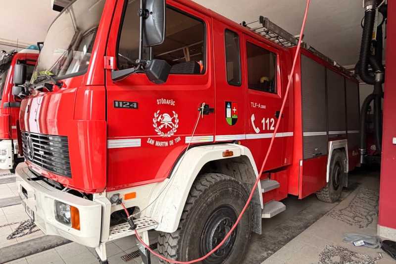 OmecoHub - Immagine MERCEDES 1124AF